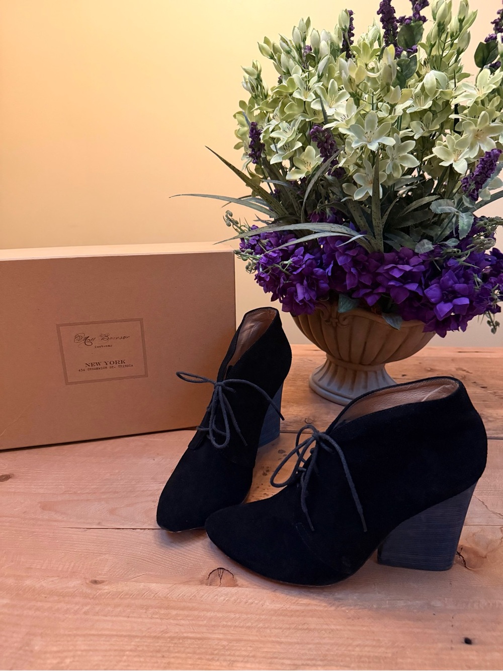 Matt Bernson Black Suede Lace-Up Ankle Boots Heeled Booties (8.5) & Original Box